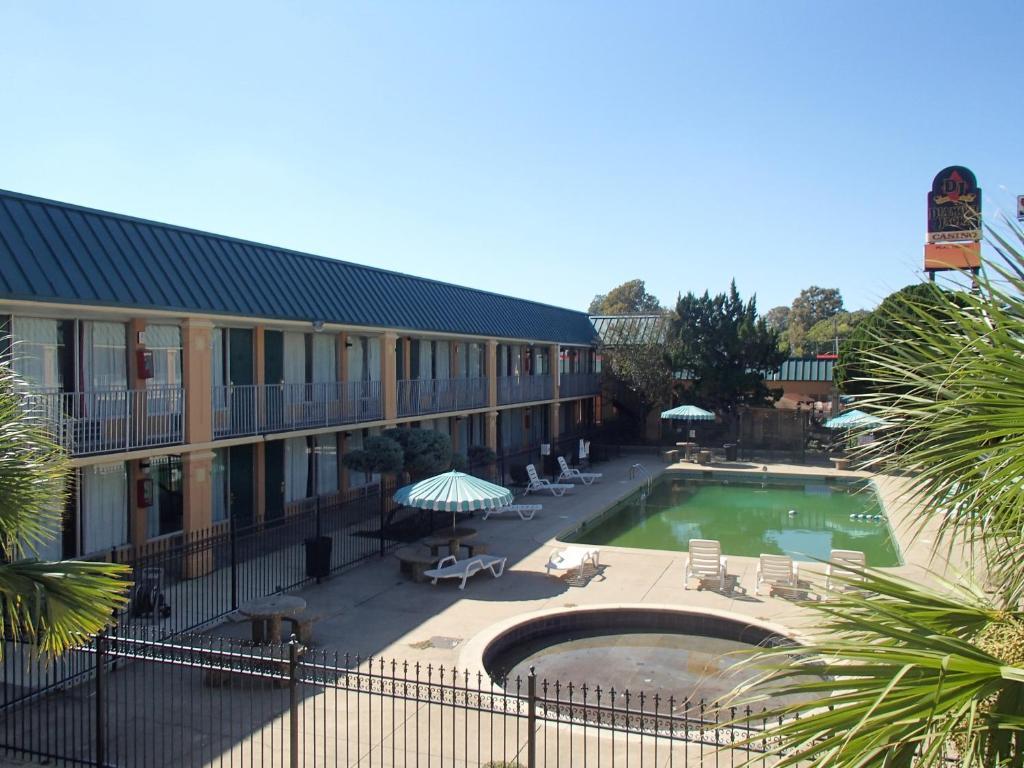 Bossier Inn And Suites Bossier City Eksteriør billede